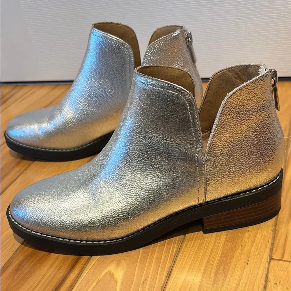 Landsend Shiny Metallic Ankle Boots - Picture 2 of 7